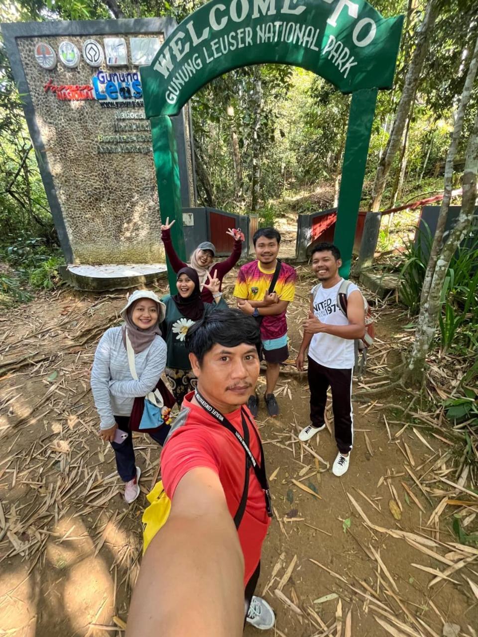 Pongo Guest House & Jungle Trekking Bukit Lawang Eksteriør bilde